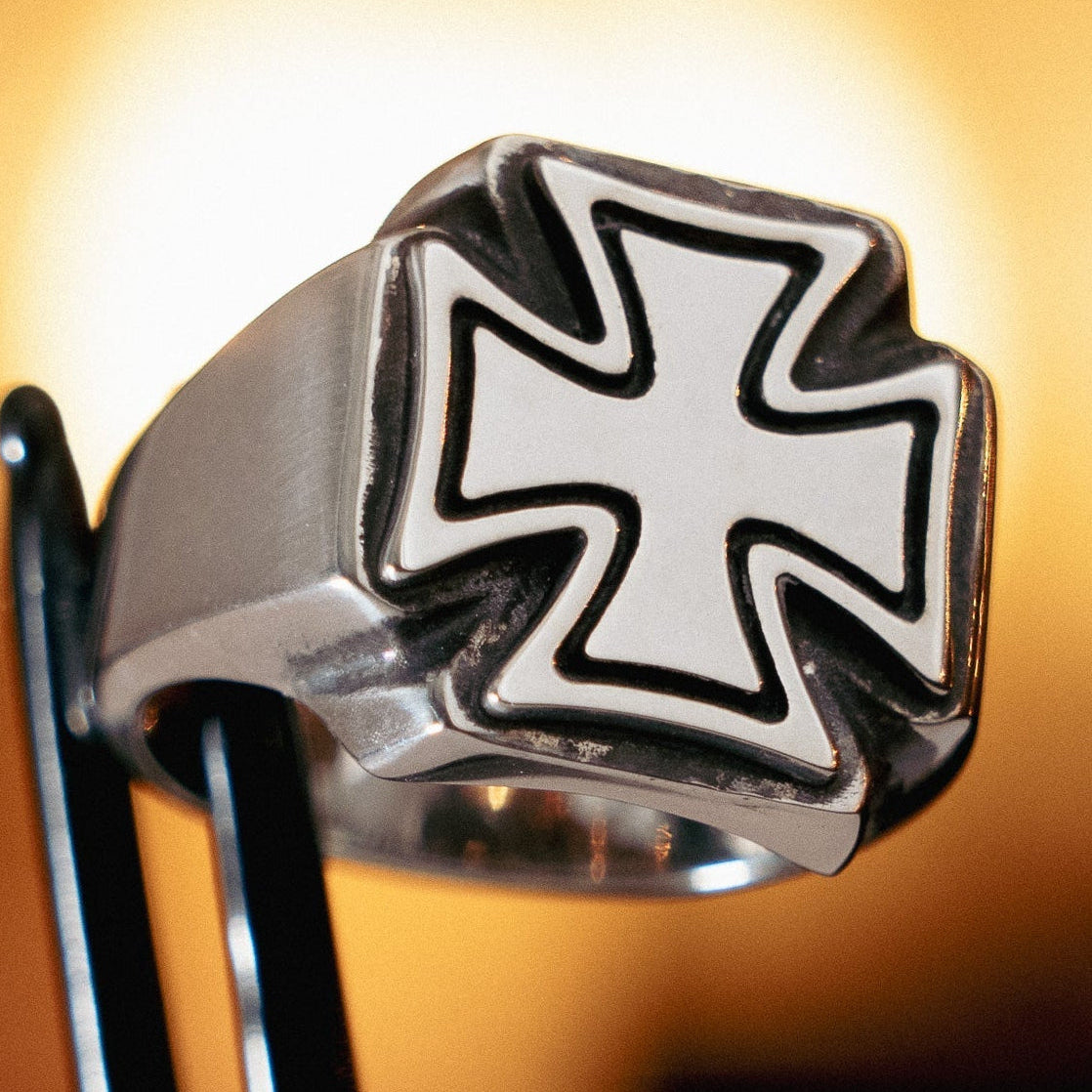 Maltese Cross Ring
